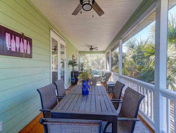 Folly Beach Home 1019536