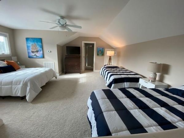 Folly Beach Home 1019536