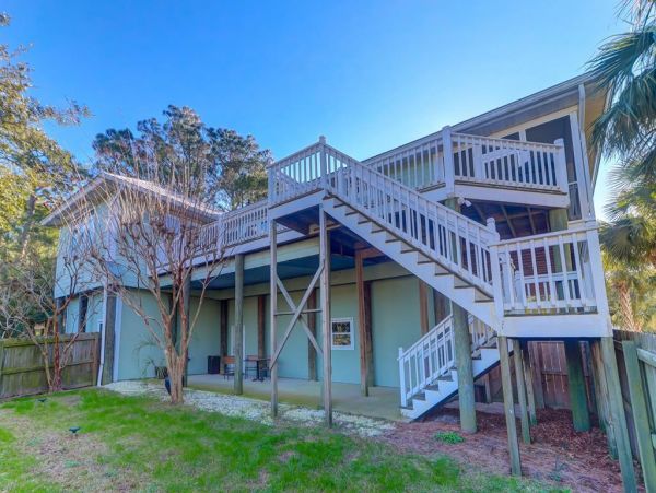 Folly Beach Home 1019536
