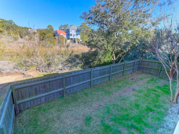 Folly Beach Home 1019536