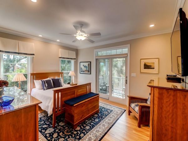 Folly Beach Home 1019538