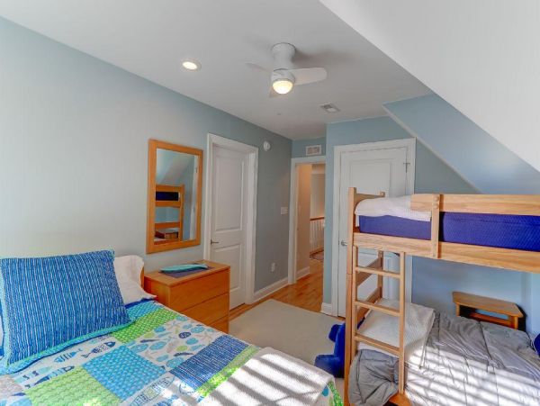 Folly Beach Home 1019538