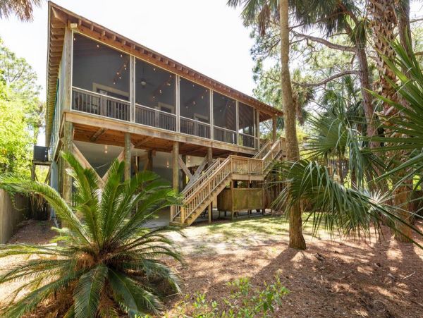 Folly Beach Home 1019539