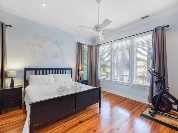 Folly Beach Home 1019539
