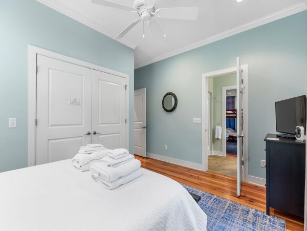 Folly Beach Home 1019539