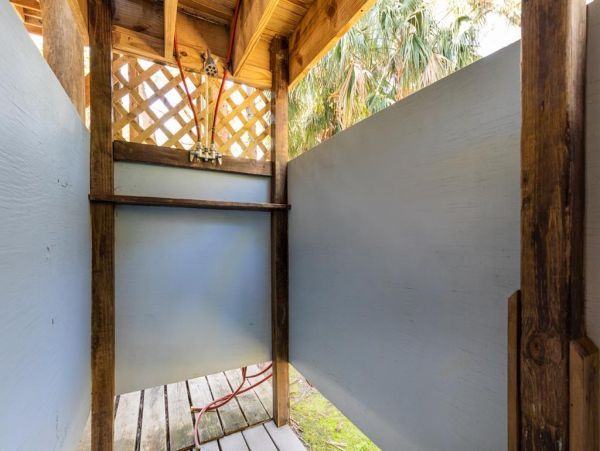 Folly Beach Home 1019539