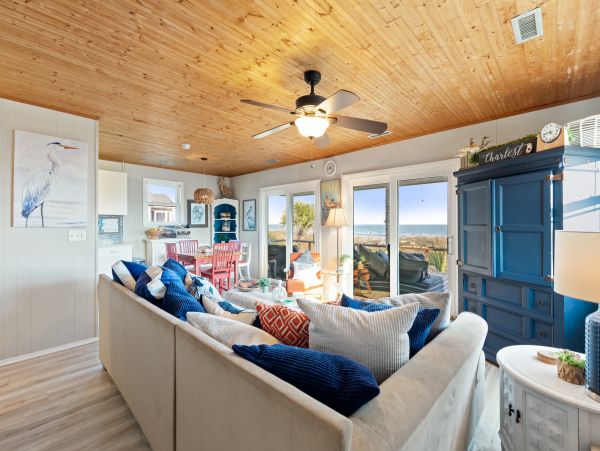 Folly Beach Home 1019540