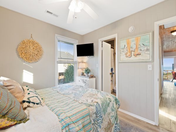 Folly Beach Home 1019540