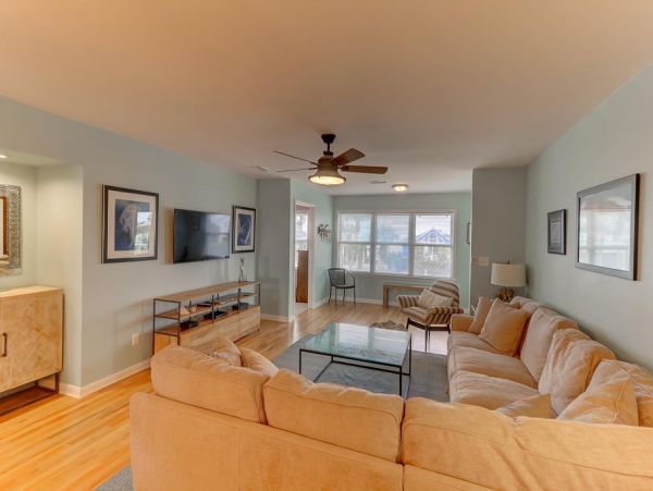 Folly Beach Home 1019541