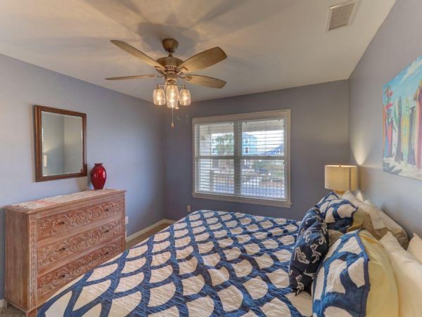 Folly Beach Home 1019541