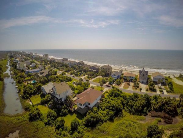 Folly Beach Home 1019541
