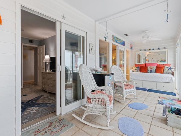 Folly Beach Home 1019546