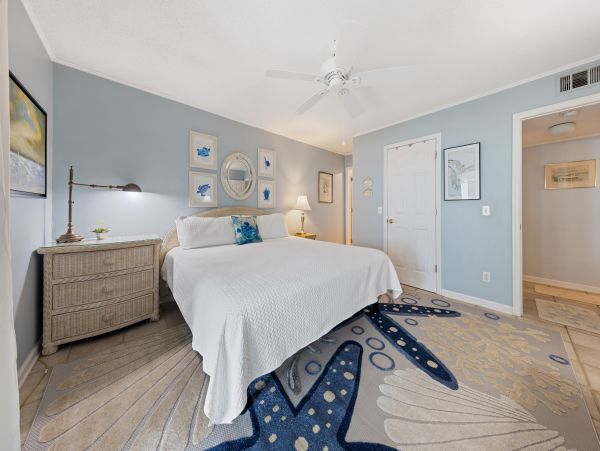 Folly Beach Home 1019546