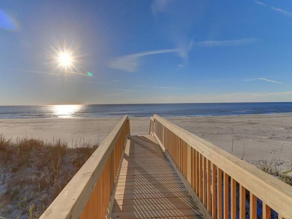 Folly Beach Home 1019546