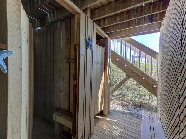 Folly Beach Home 1019546