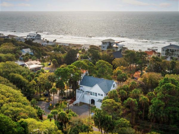 Folly Beach Home 1019552