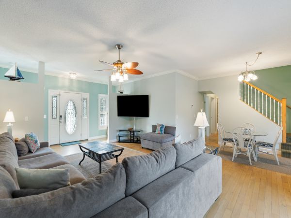 Folly Beach Home 1019552