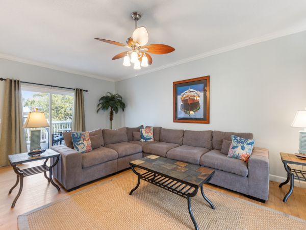 Folly Beach Home 1019552