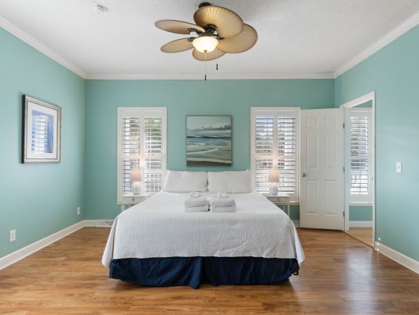 Folly Beach Home 1019552