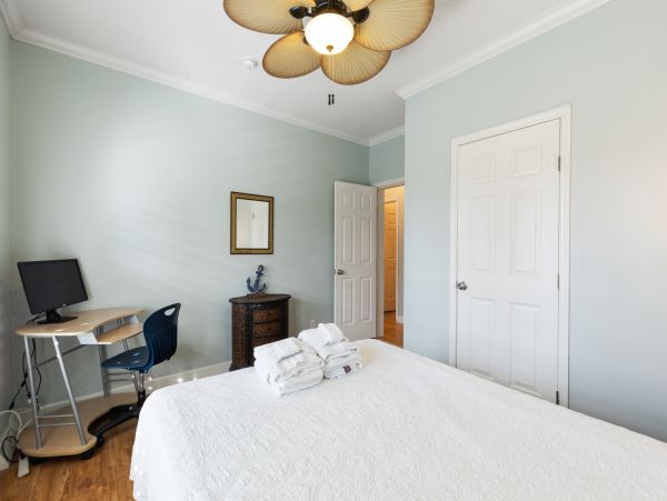 Folly Beach Home 1019552