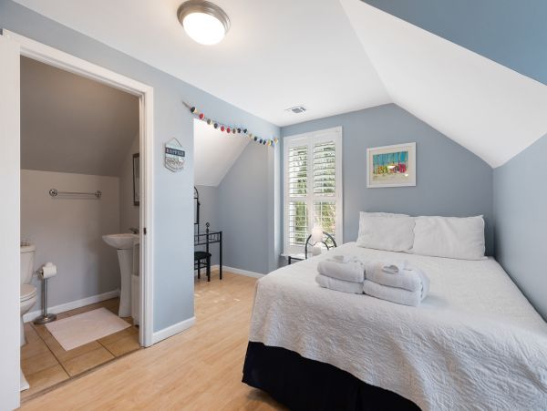 Folly Beach Home 1019552