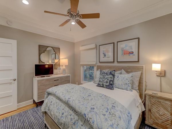 Folly Beach Home 1019553