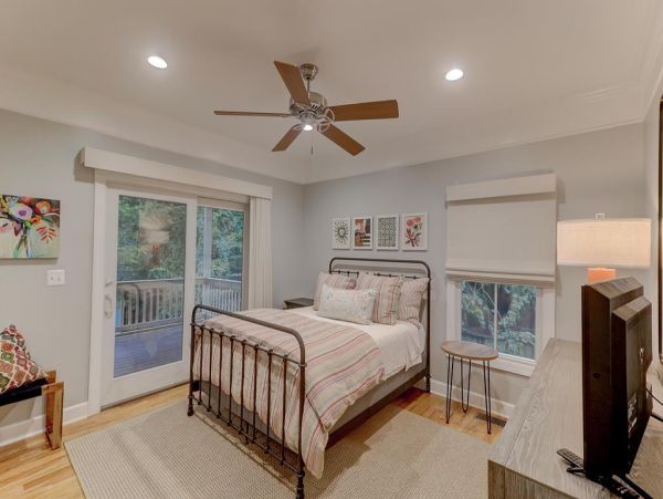 Folly Beach Home 1019553