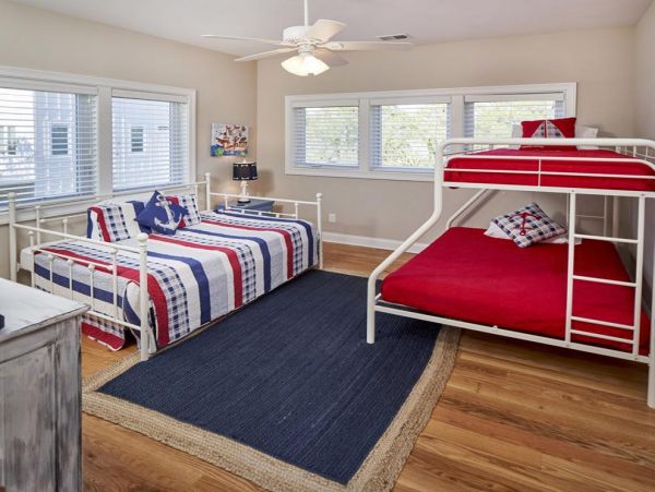 Folly Beach Home 1019554