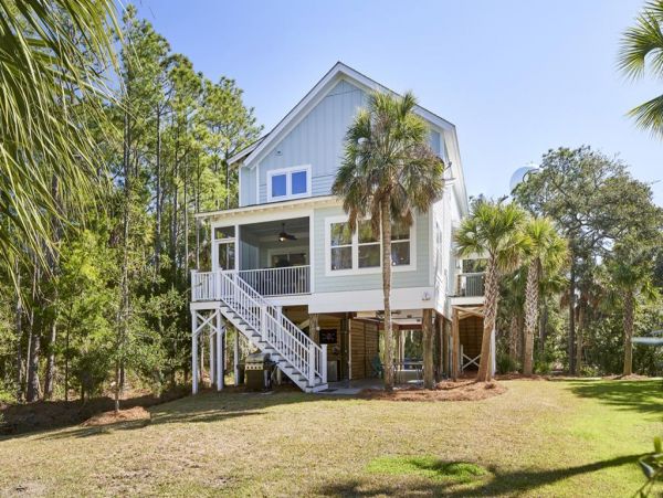 Folly Beach Home 1019554