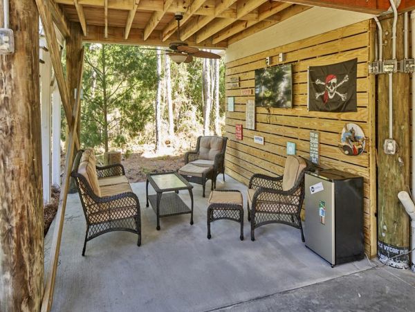 Folly Beach Home 1019554