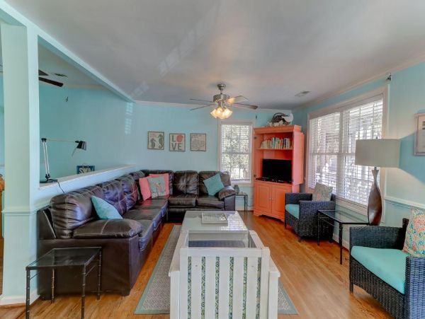 Folly Beach Home 1019555