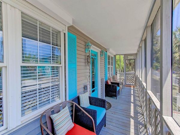 Folly Beach Home 1019555