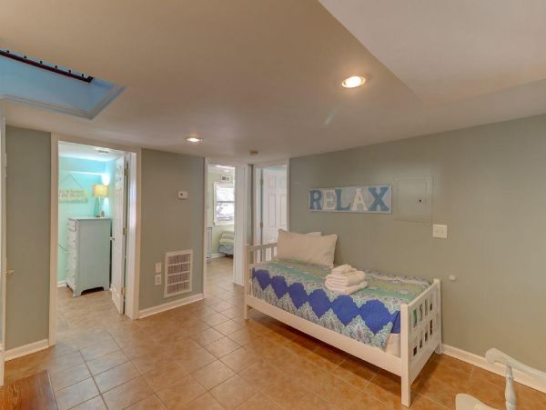 Folly Beach Home 1019555