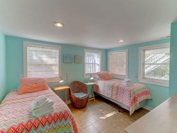 Folly Beach Home 1019555