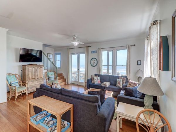 Folly Beach Home 1019557