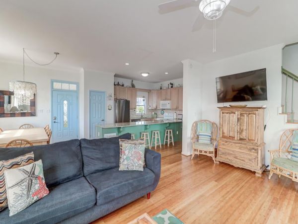 Folly Beach Home 1019557