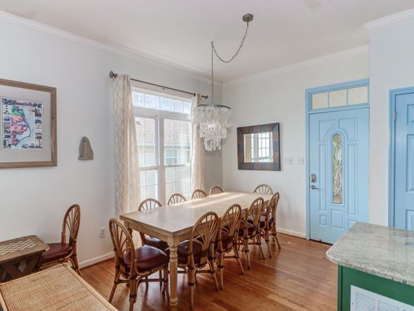 Folly Beach Home 1019557