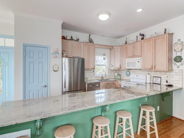 Folly Beach Home 1019557