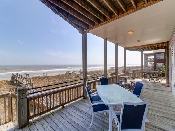 Folly Beach Home 1019557