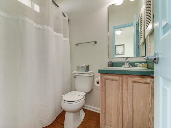 Folly Beach Home 1019557
