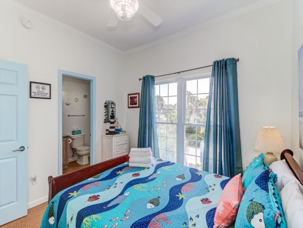 Folly Beach Home 1019557
