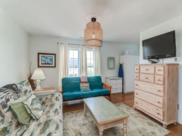 Folly Beach Home 1019557