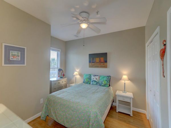 Folly Beach Condo 1019559