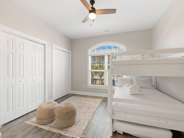 Folly Beach Home 1019561
