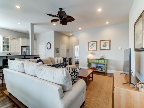 Folly Beach Home 1019563