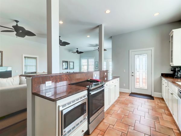 Folly Beach Home 1019563