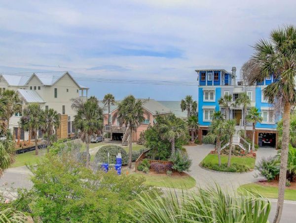 Folly Beach Home 1019563