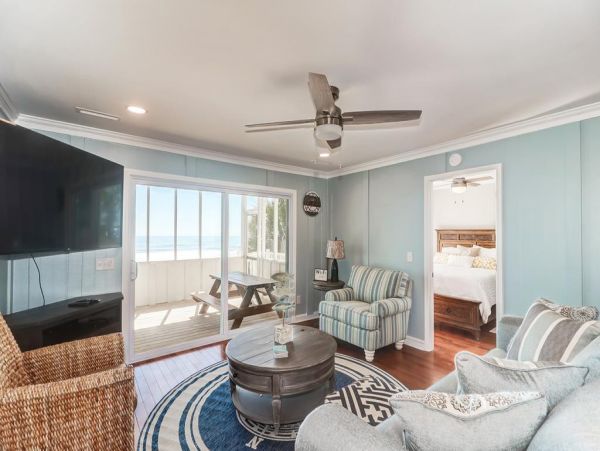 Folly Beach Home 1019564