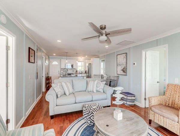 Folly Beach Home 1019564