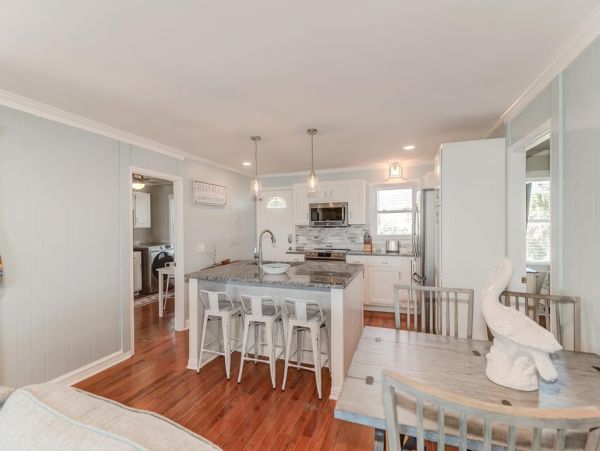 Folly Beach Home 1019564